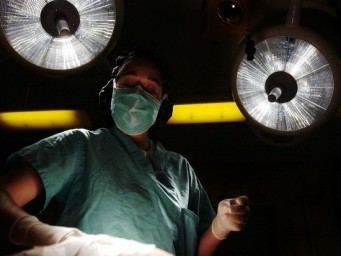 Уродовавшей клиенток хирургу-самоучке вынесли приговор