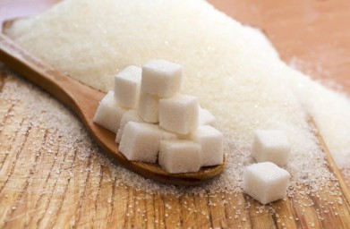Рассыпать сахар: примета и ее значение